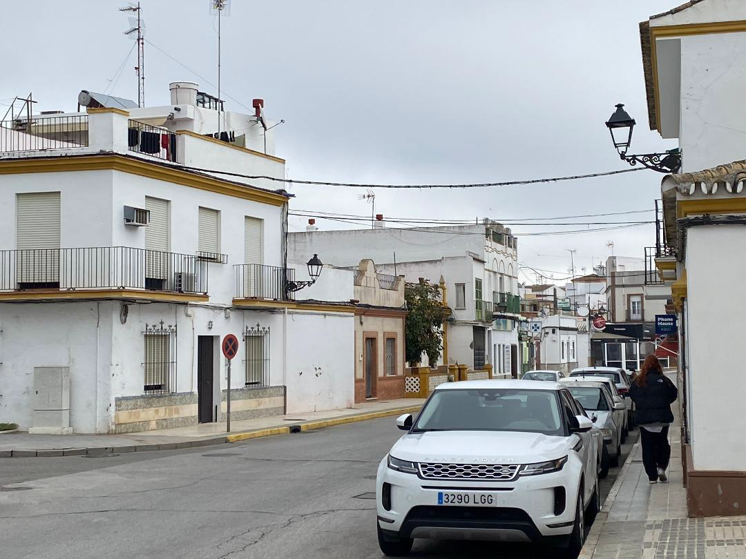 La imagen tiene un atributo ALT vacío; su nombre de archivo es NDP-alumbrado-en-Almensilla1.bmp